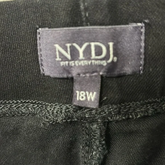 NYDJ Black Pullon Jeans Pants Jeans Stretch Plus Size 18W - Picture 4 of 7